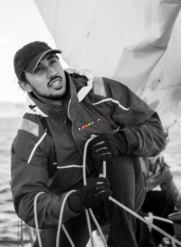 Sticketikett auf Regenjacke